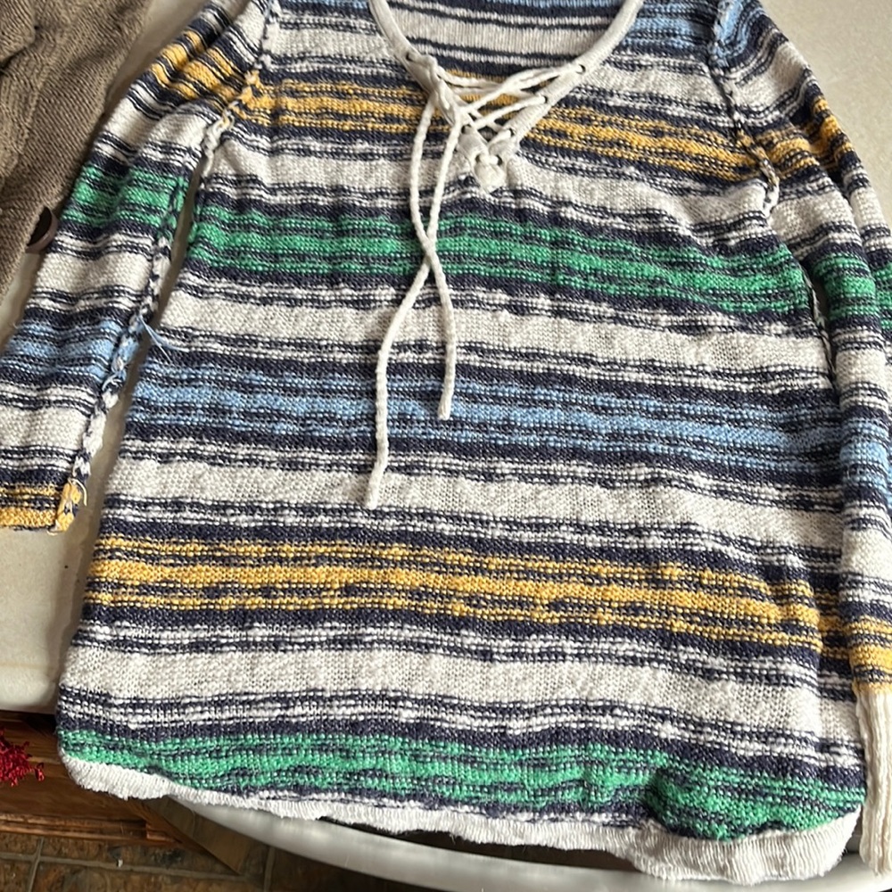 Knitted hoodie size xl